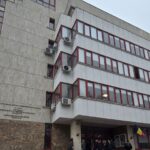 de la 1 ianuarie 2026 platforma revisal nu va mai fi operationala angajatorii sunt invitati sa finalizeze inrolarea in reges online pana la sfarsitul acestui an 6939594724127