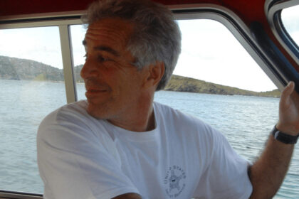 dosarele epstein departamentul de justitie publica noi documente democratii critica cenzurarile excesive 69478e085a098