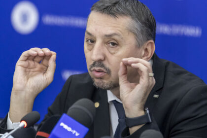 exclusiv daniel david dupa criticile lui nicusor dan privind educatia din romania avem prea multe umbre pentru un sistem public 692ec46e13894