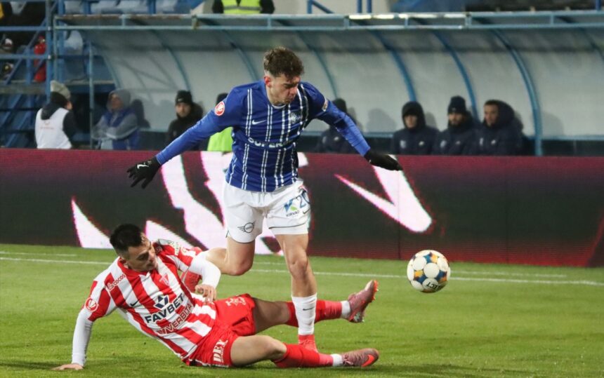 farul constanta a scos doar un punct cu uta arad si a ajuns pe 10 in superliga 69415c5e9eb38