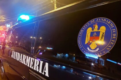 foto ce au gasit jandarmii constanteni in parcarea unui centru comercial luptatorii vorbesc despre posibile infractiuni 6948351de59f4