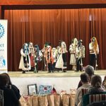 foto clubul rotary cetatea tomis bucurii pentru copiii din centrul de zi agigea centrul orizont lumina si din casele de tip familial din lumina daruri pregatite cu grija le au adus zambetul pe chip 694bdff24c52d