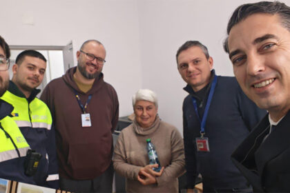 foto o femeie care calatorea cu autocarul spre bulgaria a fost uitata intr o statie peco din judetul constanta 69315b0ca477f