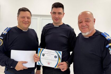 foto patru ofiteri si 12 subofiteri au fost avansati in grad la inspectoratul de jandarmi judetean constanta cu ocazia zilei nationale a romaniei 692ec2984d4bb