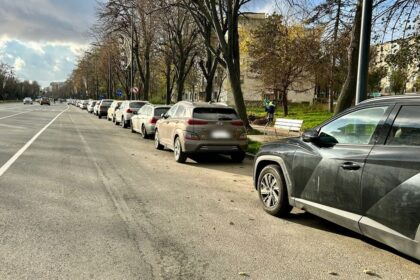 foto sc confort urban srl continua montarea separatorilor de trafic pe bulevardul alexandru lapusneanu iata unde se vor executa lucrari saptamana viitoare 69318c585a404