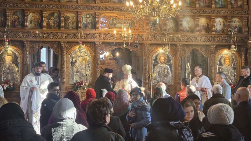 foto video 100 de ani de la sosirea aromanilor in romania a fost inaugurat monumentul comemorativ din palazu mare 693d388ca6031