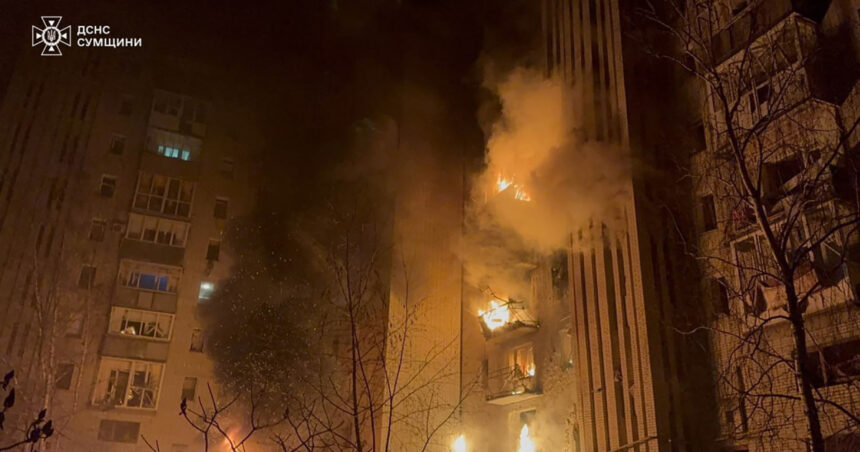 galerie foto atac cu drona in ucraina sapte victime dupa lovirea unui bloc in okhtyrka rusia revendica o noua cucerire in zaporojie 6936ecc4a7f39