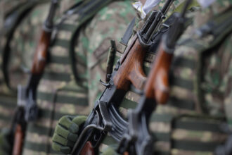 guvernul a adoptat ordonanta pentru dezvoltarea industriei de aparare romania are acces la investitii de peste 166 miliarde de euro 6932e699cf11a