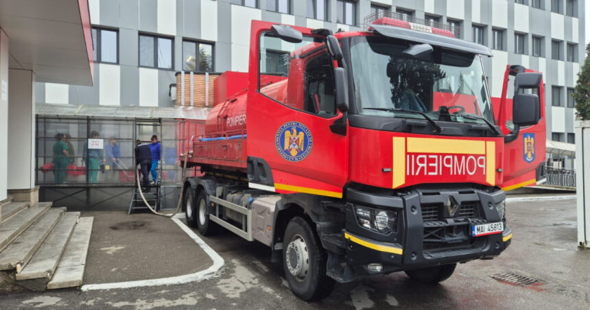 igsu continua actiunile de sprijin in prahova si dambovita dupa intreruperea alimentarii cu apa autospeciale trimise din alte judete 692db5a792388