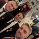 imaginea momentului surprinsa la receptia de la cotroceni mitroi si hutuca unul langa altul 692e0ba8d6485