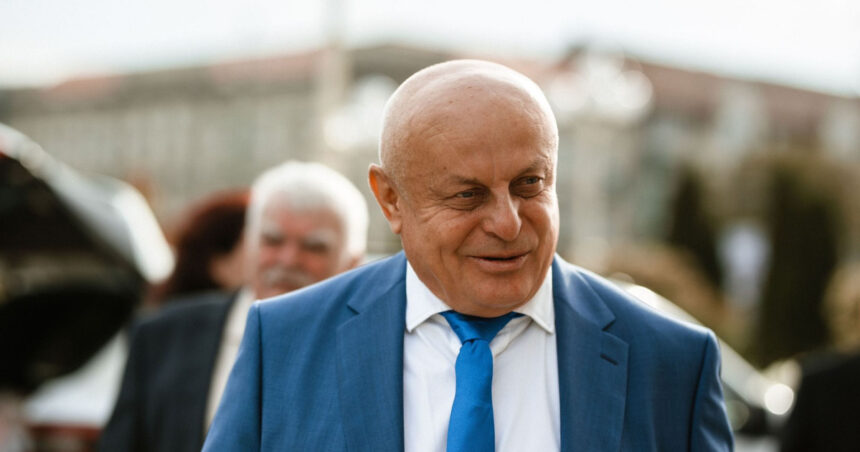 instanta a respins cererea fostului sef romsilva teodor tigan trebuie sa dea inapoi bonusul de pensionare de 100 000 de euro 693c2f16445a2