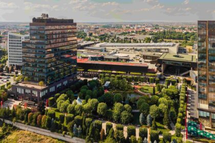 iulius a publicat raportul de sustenabilitate 2024 energie 100 verde in activele operationale si o abordare noua in regenerare urbana 69301eb8e1fd2