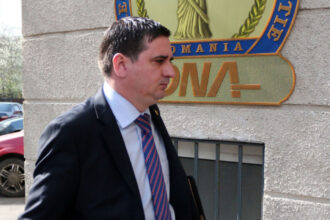 marius isaila a fost trimis in judecata fostul senator psd este acuzat ca a vrut sa dea mita fostului ministru al apararii 692ee03221863