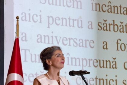 mesajul consulului general al republicii turcia la constanta asiye derya dingiltepe cu ocazia zilei nationale a romaniei traiasca prietenia turco romana 692dbe854f8df