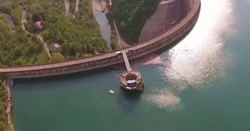 ministerul mediului neaga ca ar fi stiut despre riscul opririi apei la paltinu si acuza esz prahova ca nu si a indeplinit obligatiile 693132bf90607