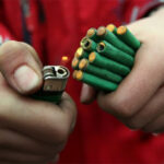 minor din constanta prins de politisti cu petarde asupra sa ce amenda risca acesta 693fdbca69ba0