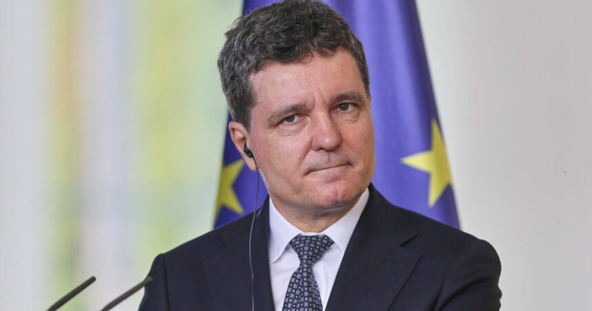 nicusor dan la dezbaterile cu magistratii toate opiniile sunt primite sunt lucruri pe care eu le am auzit informal de multa vreme 69407f17b59d0