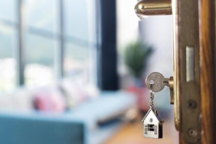 o femeie cere evacuarea fostei sotii a tatalui ei decedat din apartamentul cumparat inaintea casatoriei cu aceasta 692f7d7ee7a0b