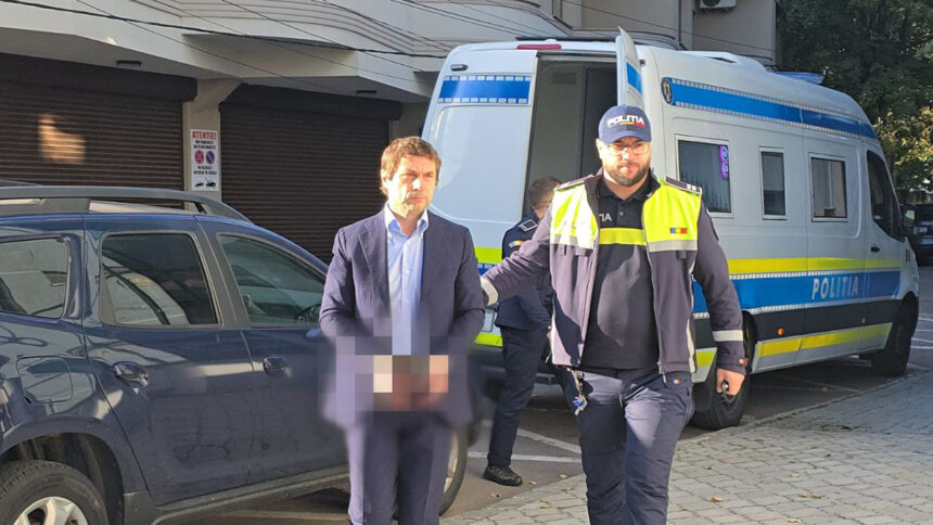 oficial de la dna cristian radu primarul din mangalia trimis in judecata procurorii au pus sechestru asupra unor bunuri ale acestuia 6943dab111dd1