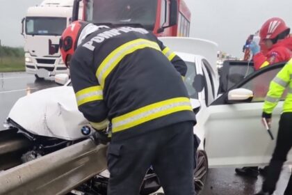 oficial de la politia romana accident pe autostrada a4 agigea ovidiu intervine smurd traficul rutier este ingreunat 694bc76f9f0c6
