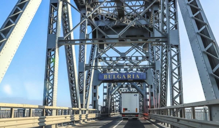 podul giurgiu ruse va fi deschis traficului in ambele sensuri de sarbatorile de iarna 693d62da4df10