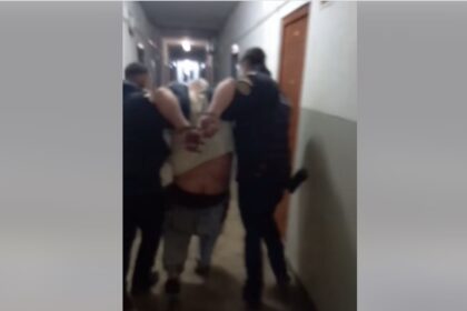 politistii din mangalia au intrerupt o petrecere proprietarul casei amendat cu trei mii de lei si dus la evaluare neuro psihica 692d90cf96511