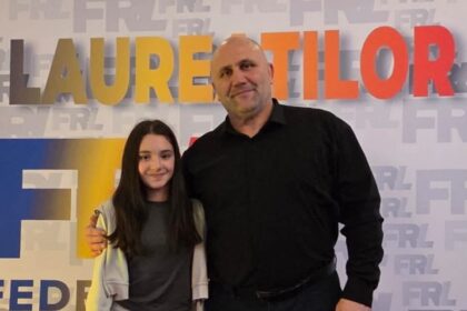 premii pentru luptatoarea ioana gavrila si antrenorul vasile vicol de la cs victoria cumpana 693dae0e12640