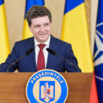 presedintele nicusor dan romania este o tara corupta totusi suntem mai putin corupti decat acum 20 de ani 692dcc93593c5