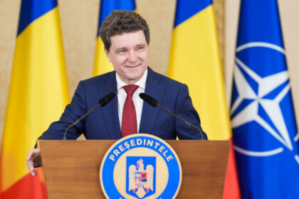 presedintele nicusor dan romania este o tara corupta totusi suntem mai putin corupti decat acum 20 de ani 692dcc93593c5