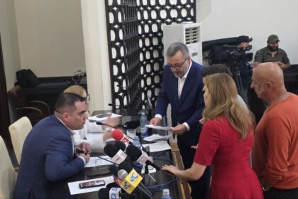 primaria constanta anunta ca au fost convocati consilierii locali sa aprobe compensarea taxei de 200 de lei iata la ce ora este sedinta 692f08fb90c6f