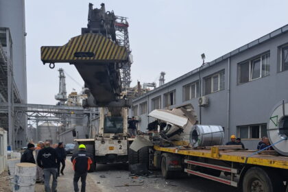 procesul penal al directorului din port care si a obligat salariatii sa renunte la sporurile castigate in instanta este inca pe un taram nesigur 6940a7fe53d72