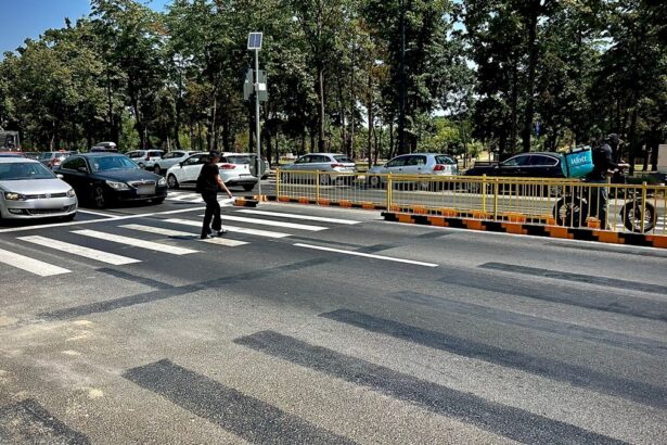 proiect de lege toate trecerile de pietoni ar putea fi semaforizate sau suprainaltate 6935531667373