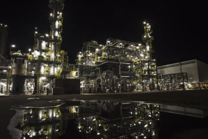 rafinaria petrobrazi a fost conectata la sistemul propriu de alimentare cu apa al apa nova ploiesti 693043ac779a5