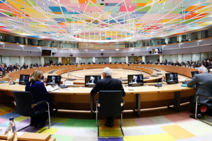 reuniune cruciala la bruxelles ucraina si china in centrul discutiilor consiliului afaceri externe la care participa si oana toiu 693fafb9d20b6