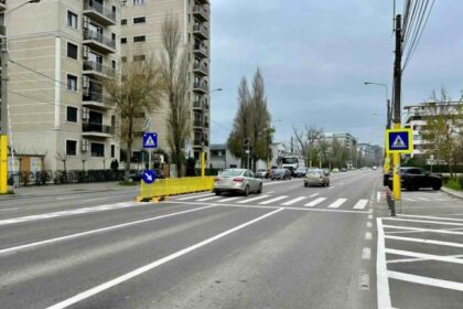 scuar median amenajat pe bulevardul mamaia din constanta 692eded68d3ea