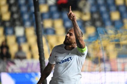 se intoarce denis alibec acasa atacantul anunta ca farul este o optiune 694a81a82a0f6