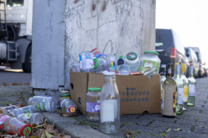 seful unei firme din tulcea ar fi raportat fals reciclarea a 2 550 tone de sticla prejudiciul este urias peste 51 milioane lei 692ec7d9396ca