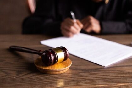 surse dosarul fabrica de mosteniri face pui 14 clasari si disjungeri la alte unitati de parchet din constanta cine sunt persoanele vizate termen important maine la curtea de apel 6938efe01d5f9