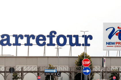 tara din care carrefour si a anuntat plecarea comisia europeana tocmai si a dat acordul preluarii de catre un alt mare retailer 692daeb737917