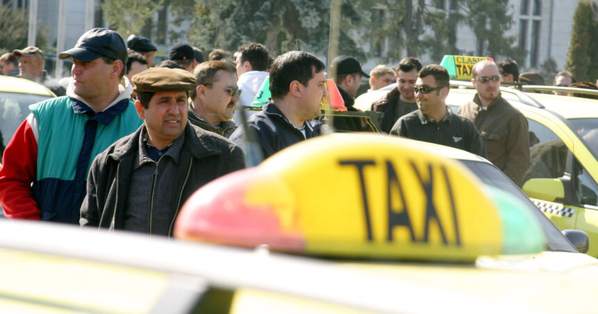 taximetristii care transferau bani de pe telefoanele clientilor in conturile proprii au fost plasati sub control judiciar 693c169b98976