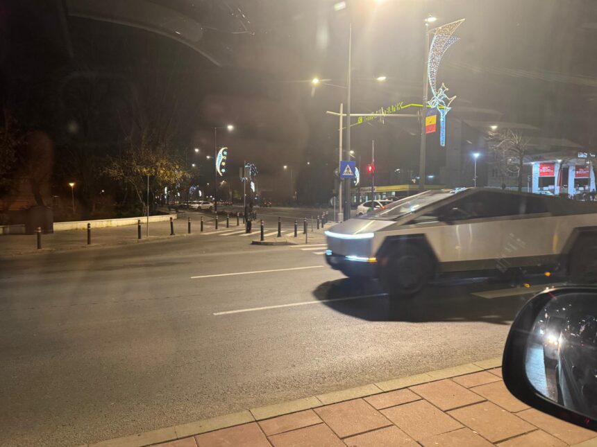tesla cybertruck interzisa pe drumurile din europa vazuta in constanta 693b428516ae8