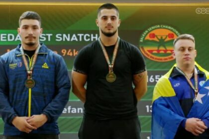 tripla balcanica de argint pentru halterofilul darius tataru de la cs farul constanta 6931d0b80a28b