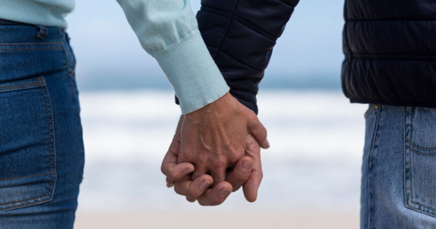 un profesor din timisoara a demisionat dupa ce a fost acuzat de un coleg ca are o relatie cu o eleva se fac mai multe anchete 693082eb7892c