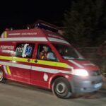 unei batrane i s a facut rau la protestul din fata prefecturii constanta un echipaj smurd prezent la fata locului 693db02d91222