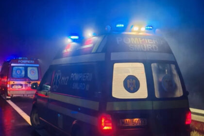 video accident pe a1 in judetul sibiu patru raniti printre care doi copii dupa ciocnirea a doua microbuze 694a42a781d84