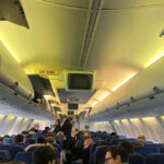 video alerta de securitate pe aeroportul din strasbourg mai multi europarlamentari romani blocati la bordul avionului tarom 693feb5660691