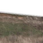 video alunecari de teren pe drumul expres craiova pitesti dupa valul de ploi pamantul a luat o la vale in mai multe zone 6936a65b9a816