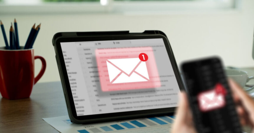 video atentie la mesajele primite de sarbatori pot fi tentative de frauda avertismentul unui expert in securitate cibernetica 693d4f5ec8a9d