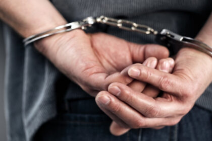 video barbat din capitala retinut de patru ori dupa ce a rupt bratara electronica si si a amenintat fosta iubita el avea ordin de protectie 69395e636b178