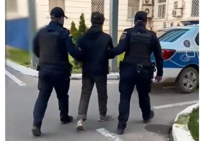 video bataie la cobadin un barbat a fost lovit in curtea casei agresorul retinut 693bee297240a